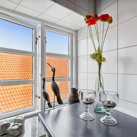 Vivina - 200m From The Sea By Interhome Daire