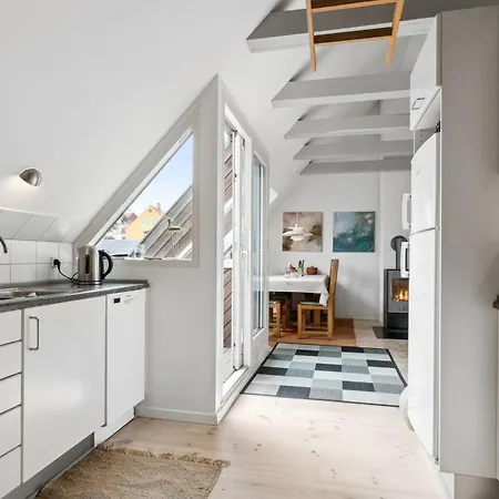 Vivina - 200m From The Sea By Interhome Daire Svaneke